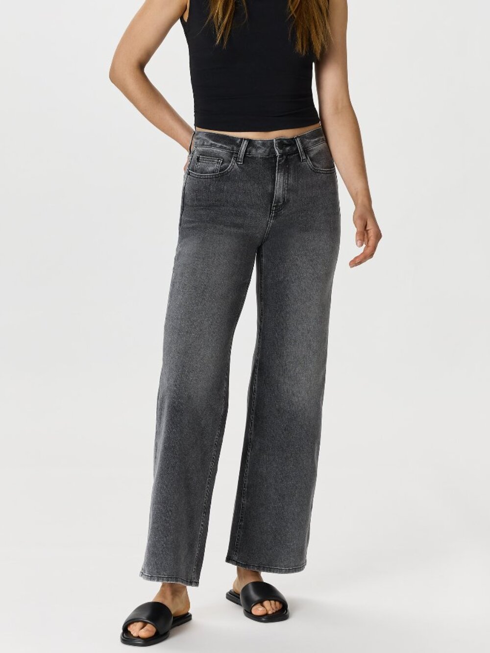 Quince Stretch Wide Leg Jeans in Grey-Black